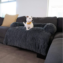 Lade das Bild in den Galerie-Viewer, MrFluffyFriend™ - Flauschiger Couchbezug für Haustiere
